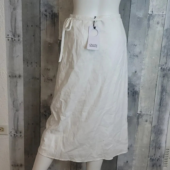 CHARLIE HOLIDAY Mila Wrap Skirt - Picture 8 of 9